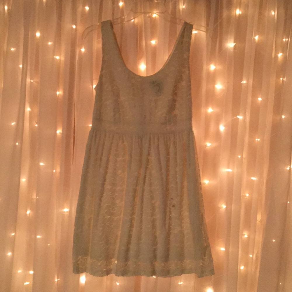 Wet Seal Cream Lace Dress (M)